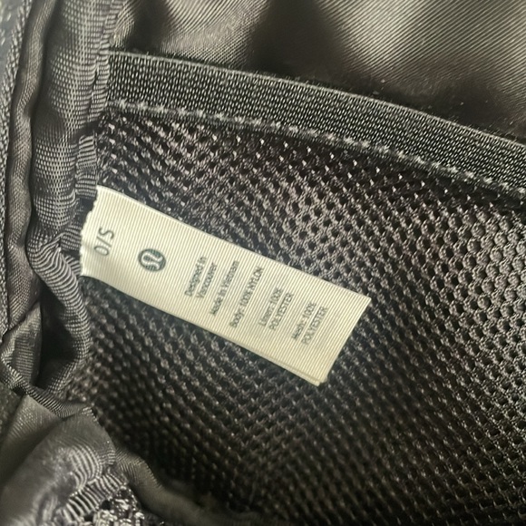 Lululemon belt bag - Picture 4 of 4